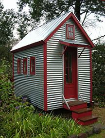 Very Tiny XS House by Tumbleweed